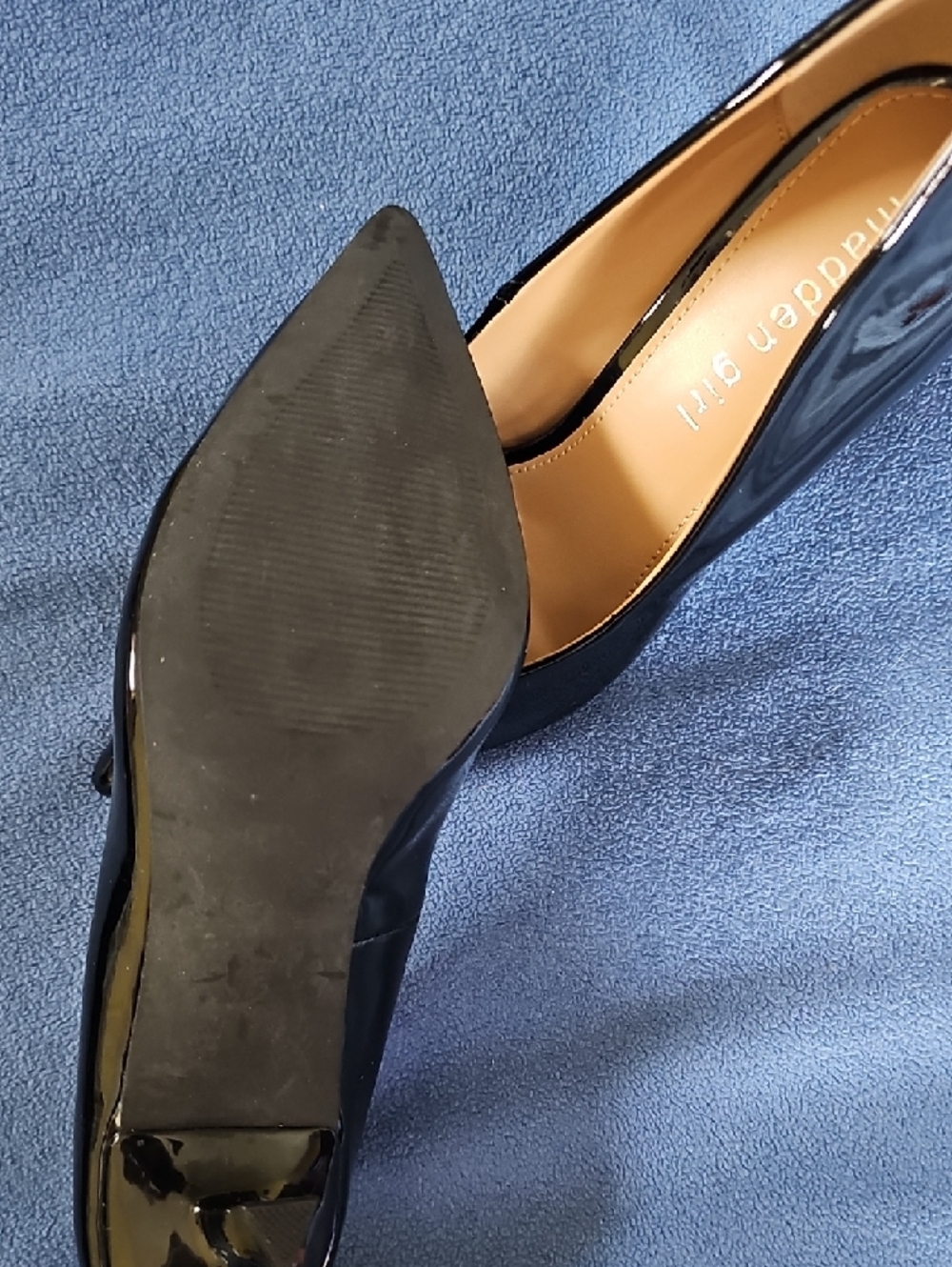 Madden Girl Black Patent Pointed Pumps with Tan Insole 5.5 - Picture 4 of 6